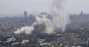 Κλιμακώνονται απειλές και πλήγματα ανάμεσα σε Ιράν, ΗΠΑ, Ισραήλ