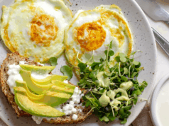 Ειδικοί εξηγούν γιατί η πρωτεΐνη είναι το ιδανικό πρωινό