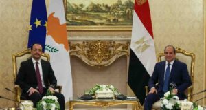 Έπεσαν οι υπογραφές της συμφωνίας Κύπρου – Αιγύπτου για κοιτάσματα σε «Κρόνο» και «Αφροδίτη» και εξαγωγές προς Ευρώπη