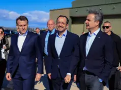 Διορθώνει τον Μακρόν ο Πάλμας: Η Κύπρος δεν δέχθηκε επιθέσεις από πυραύλους