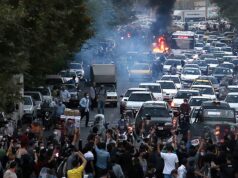 Ιράν: Ο αρχηγός της αστυνομίας διαμηνύει ότι κάθε διαδηλωτής θα αντιμετωπίζεται ως «εχθρός»