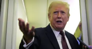 Προειδοποίηση Τραμπ για τα Στενά του Ορμούζ: «Κακό για το ΝΑΤΟ αν οι σύμμαχοι δεν βοηθήσουν»