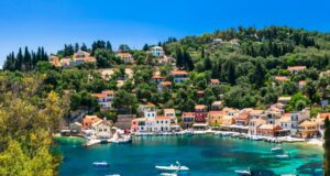 Ελλάδα: Σταθερά πρώτη επιλογή των Κυπρίων – 600.000 επισκέπτες το 2025