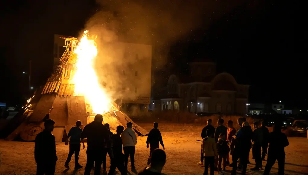 ap23105818238889_2048x1365