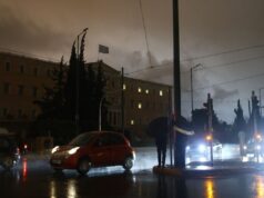 Κακοκαιρία Erminio: Νεκρός άνδρας στην Αθήνα, πολλά προβλήματα, κλειστά σχολεία