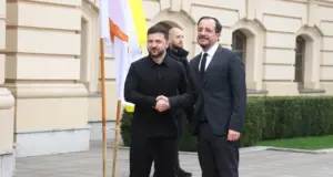Αιφνιδιαστική επίσκεψη Ζελένσκι στην Κύπρο – Για την Σύνοδο των ηγετών της ΕΕ