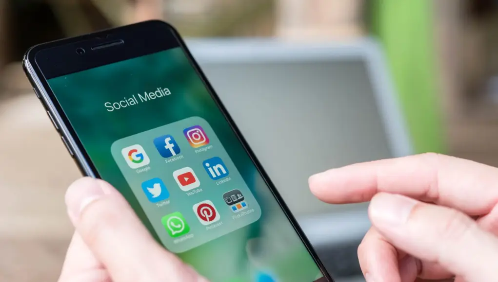 social-media-marketing-research-scaled