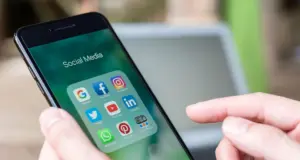 Ακόμα και μόνο ένα διάλειμμα από τα social media βελτιώνει τη μνήμη μας