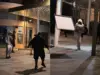 ΒΙΝΤΕΟ: Καρέ καρέ οι επιθέσεις νεαρών κατά διανομέων φαγητού στην Πάφο