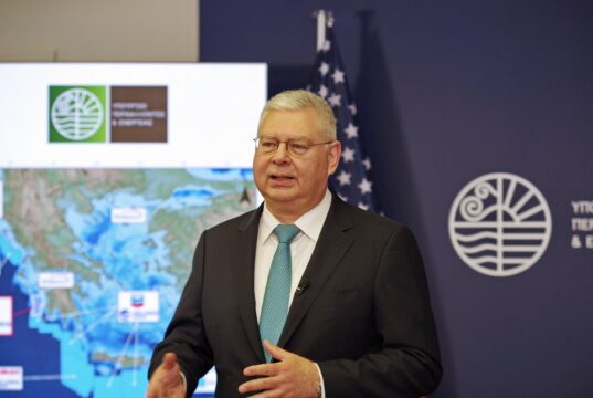 Στρατηγικό deal HELLENiQ ENERGY και Chevron για το Block 10