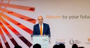 Minds in Cyprus: Ισχυρό ενδιαφέρον σε Μπέρμιγχαμ και Λονδίνο για τις ευκαιρίες επιστροφής στην Κύπρο
