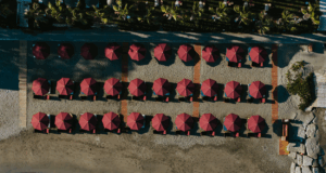 Το Amor Beach Restaurant μόλις άνοιξε και έγινε το νέο hot spot της Λεμεσού