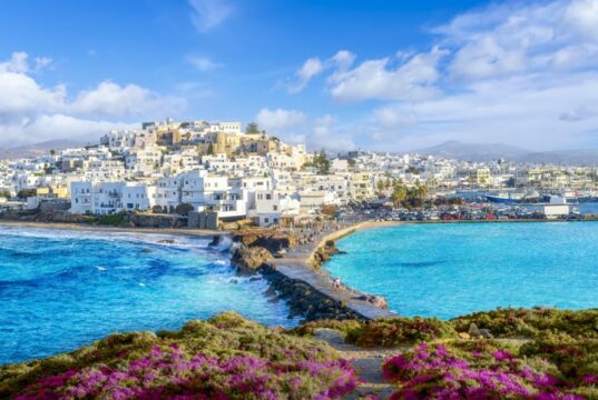 5 ελληνικά νησιά ιδανικά για οικογενειακές διακοπές