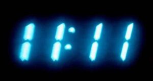 Γιατί βλέπετε συχνά την ώρα 11:11
