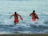 3χρονο παρασύρθηκε με φουσκωτό στα ανοιχτά της Λεμεσού – Δραματική διάσωση