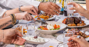 Ήσυχα business lunches με αυθεντικές γεύσεις στο «Ελληνικό»