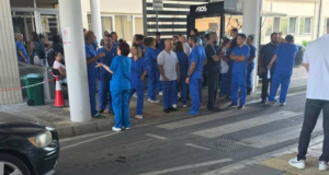 Αυθόρμητη στάση εργασίας στο Νοσοκομείο Λάρνακας – Στα όριά τους οι νοσηλευτές, τι καταγγέλλουν