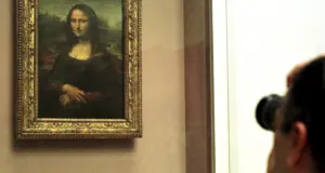 Από ποια πάθηση έπασχε η Μόνα Λίζα, σύμφωνα με επιστήμονα – Τα στοιχεία που παρατήρησε στο έργο